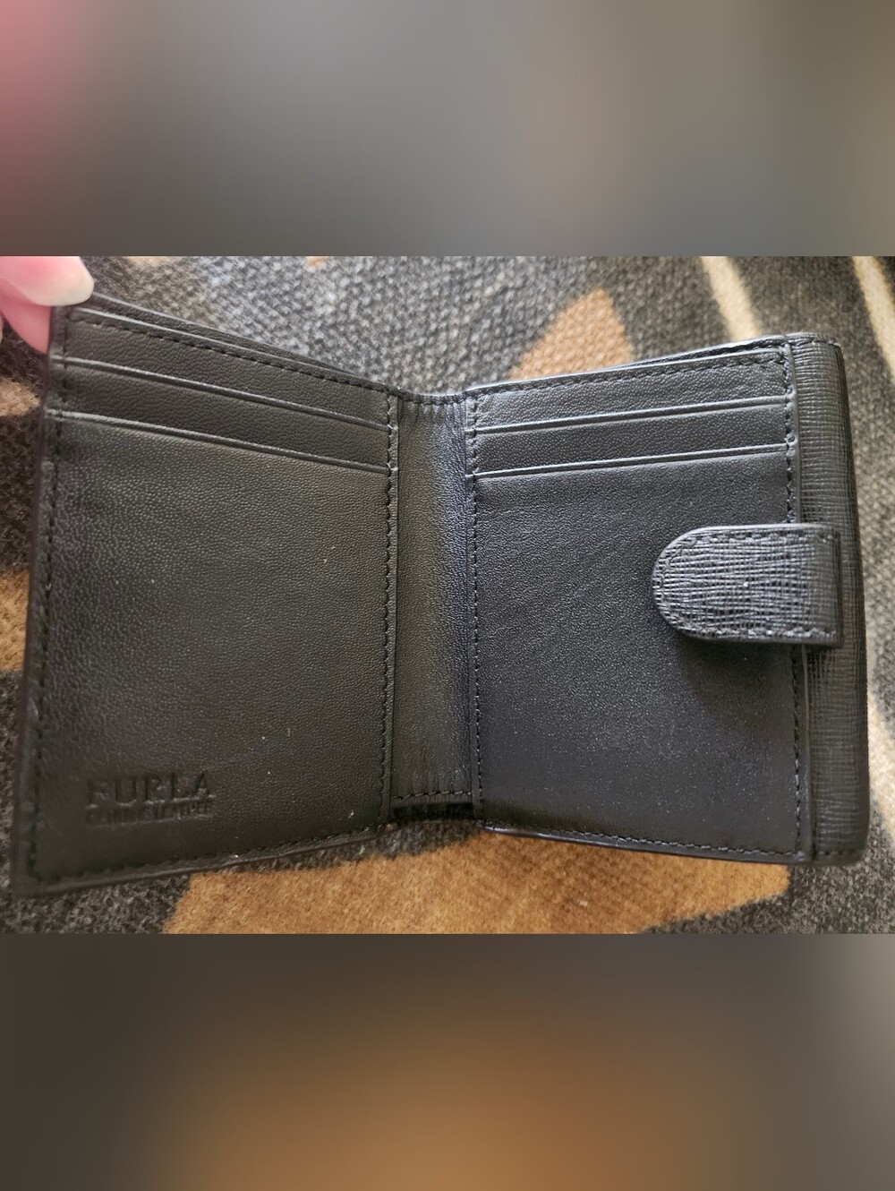 Sale🥰 Furla Saffiano Compact Trifold Wallet BNWOT - Picture 7 of 10